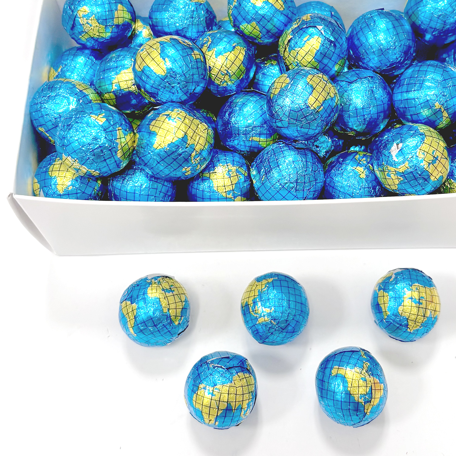 Milk Chocolate Earth Ball / Globes